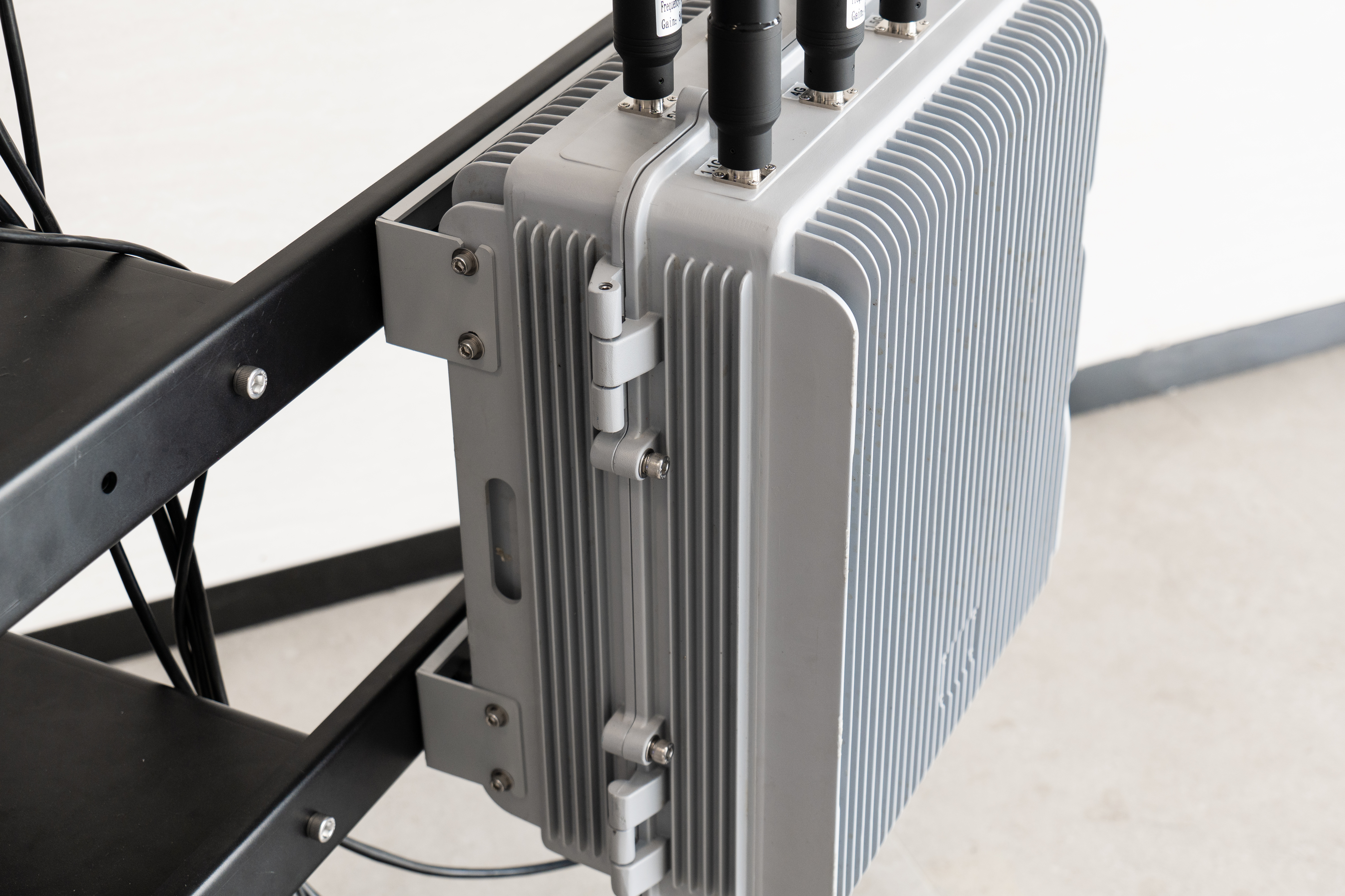 DR200-C Fixed Drone Detection and Jamming Device